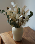 KLAYA x LES RENOUÉES | Vase & bouquet de fleurs séchées, crème eucalyptus