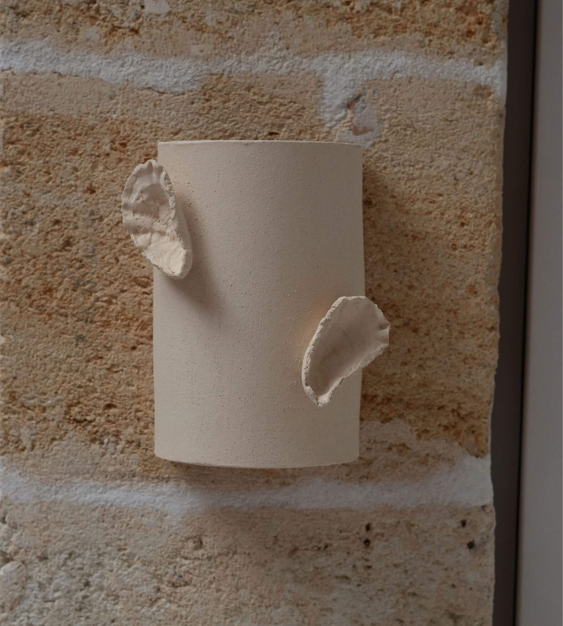 Applique murale MIMBEAU, céramique artisanale, fabriquée à Bordeaux 
