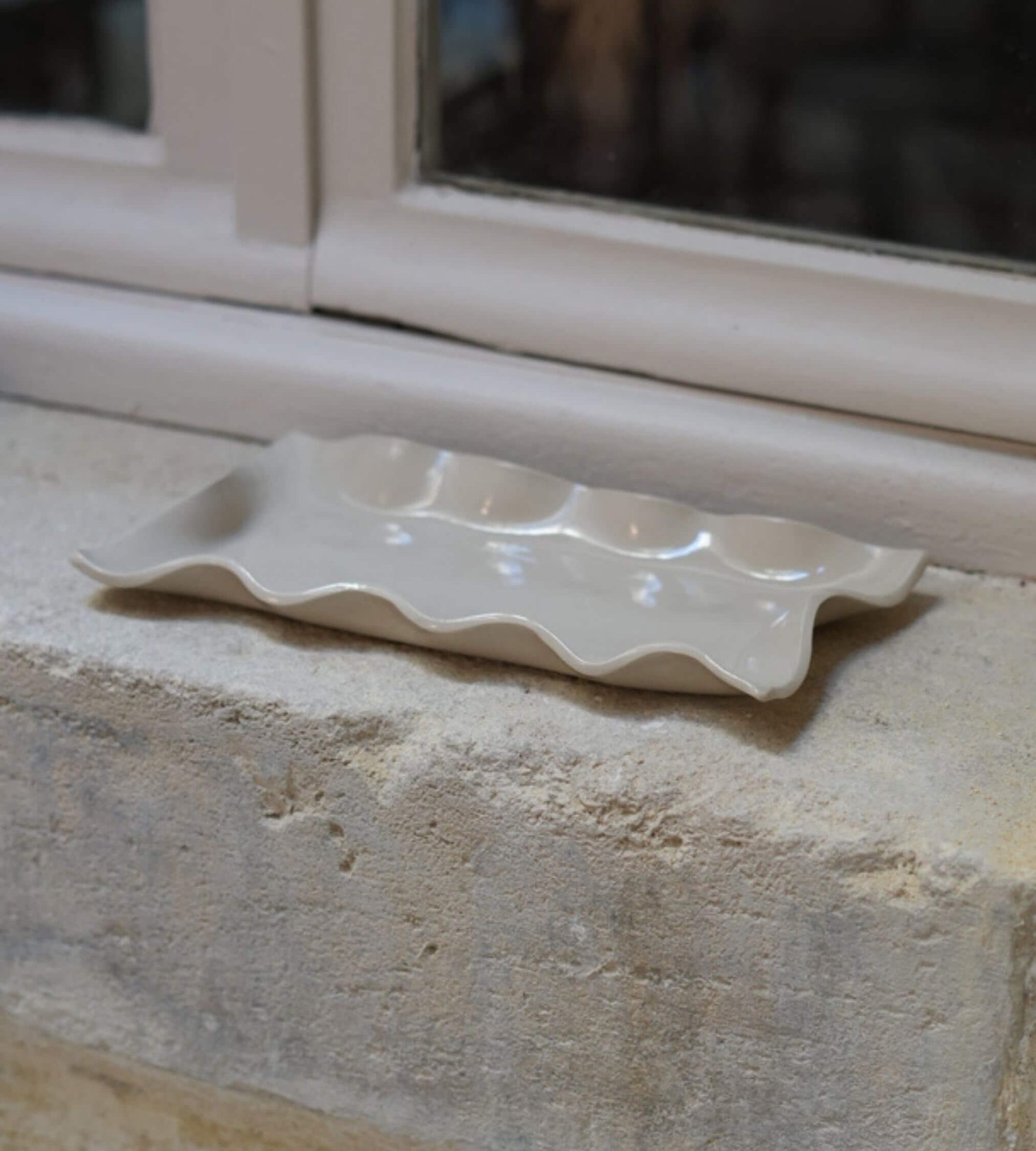 Plateau décoratif Ibiza, grès lisse émail transparent, céramique artisanale 