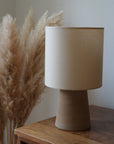 MINORQUE | Lampe sable brun & ivoire