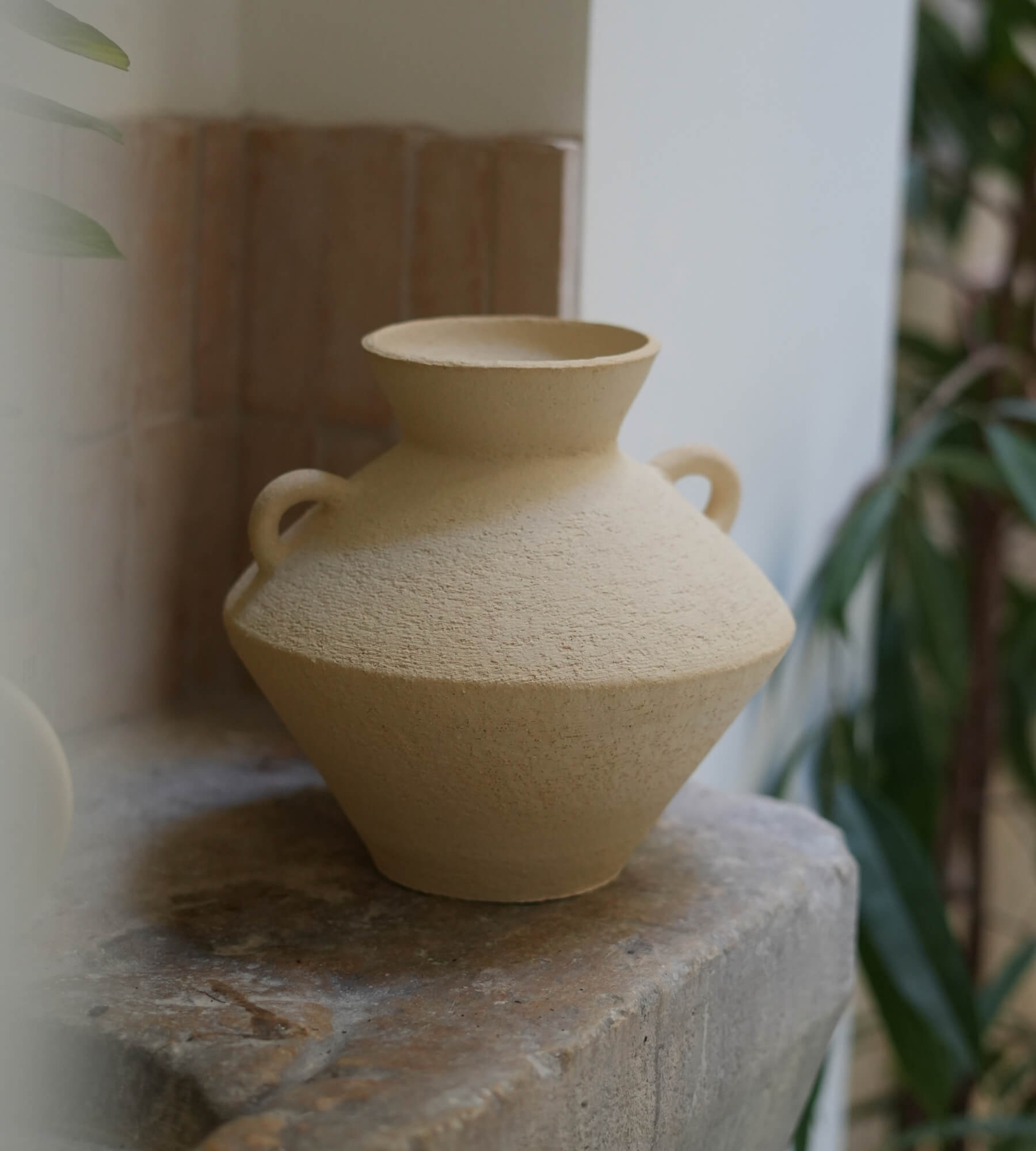 Céramique décorative MATERA, grès chamotté crème, fait main 