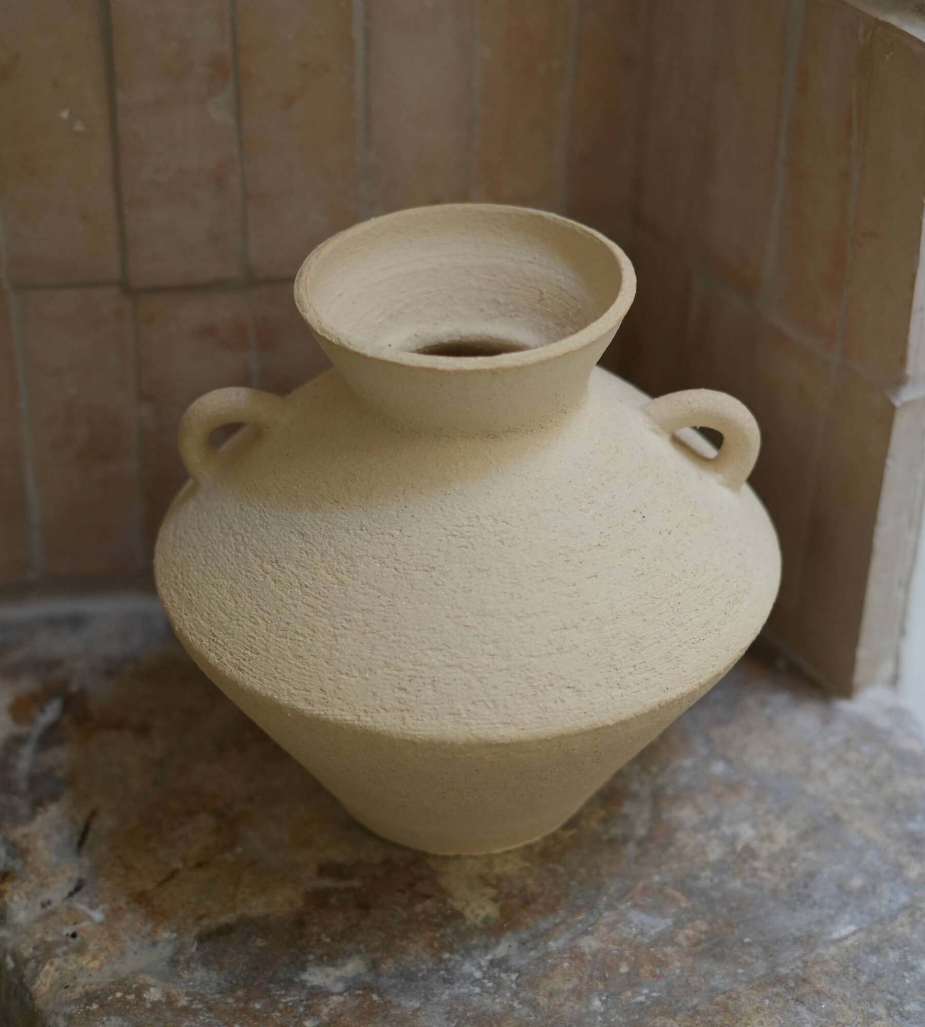 Céramique décorative MATERA, grès chamotté crème, fait main, vue de haut