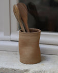 Pot à ustensiles Milan grès sable brun, façonnage à la main céramique artisanale 