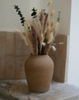 Vase Rome grès sable brun marron fleurs séchées 